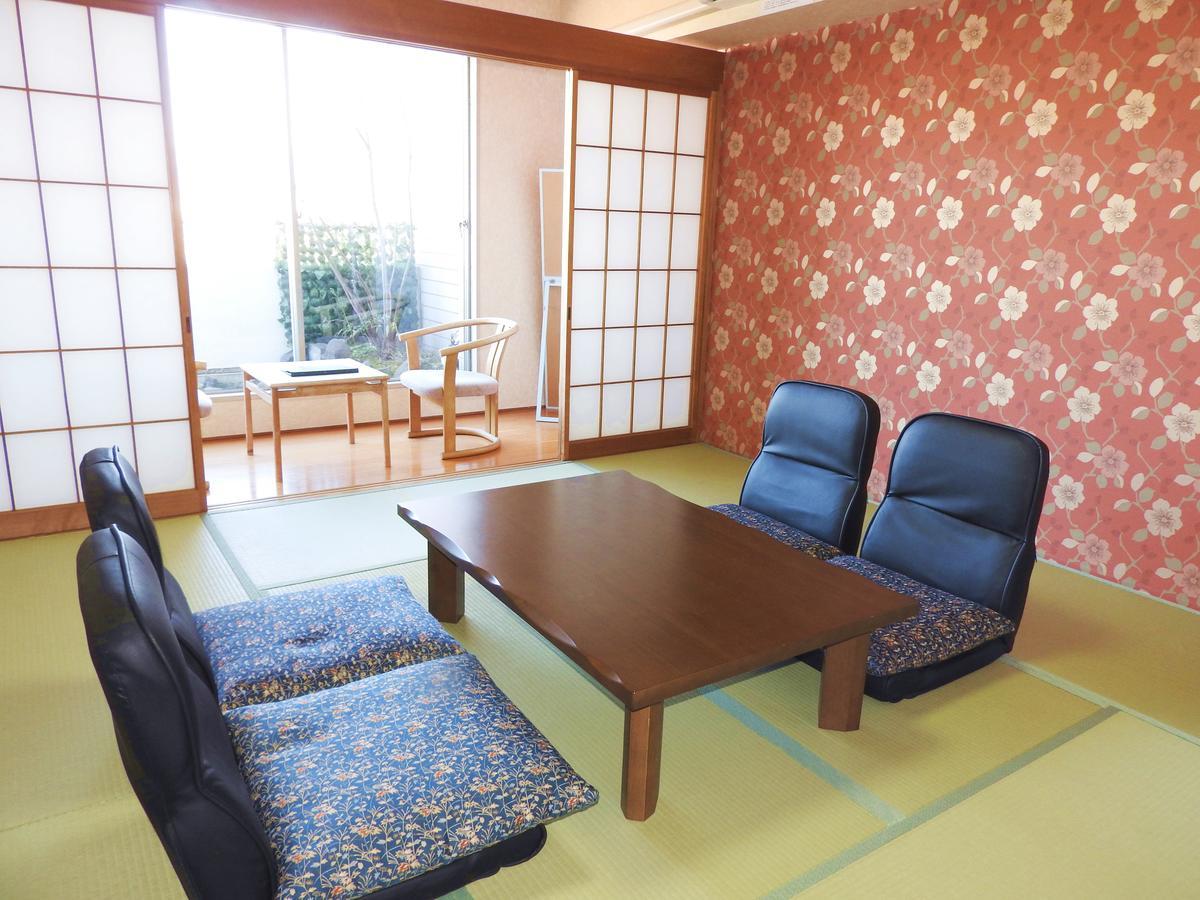 Kai Resort Hotel Fuefuki Habitación foto
